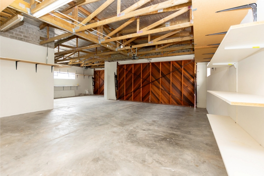 4 Bedroom Property for Sale in Middedorp Western Cape